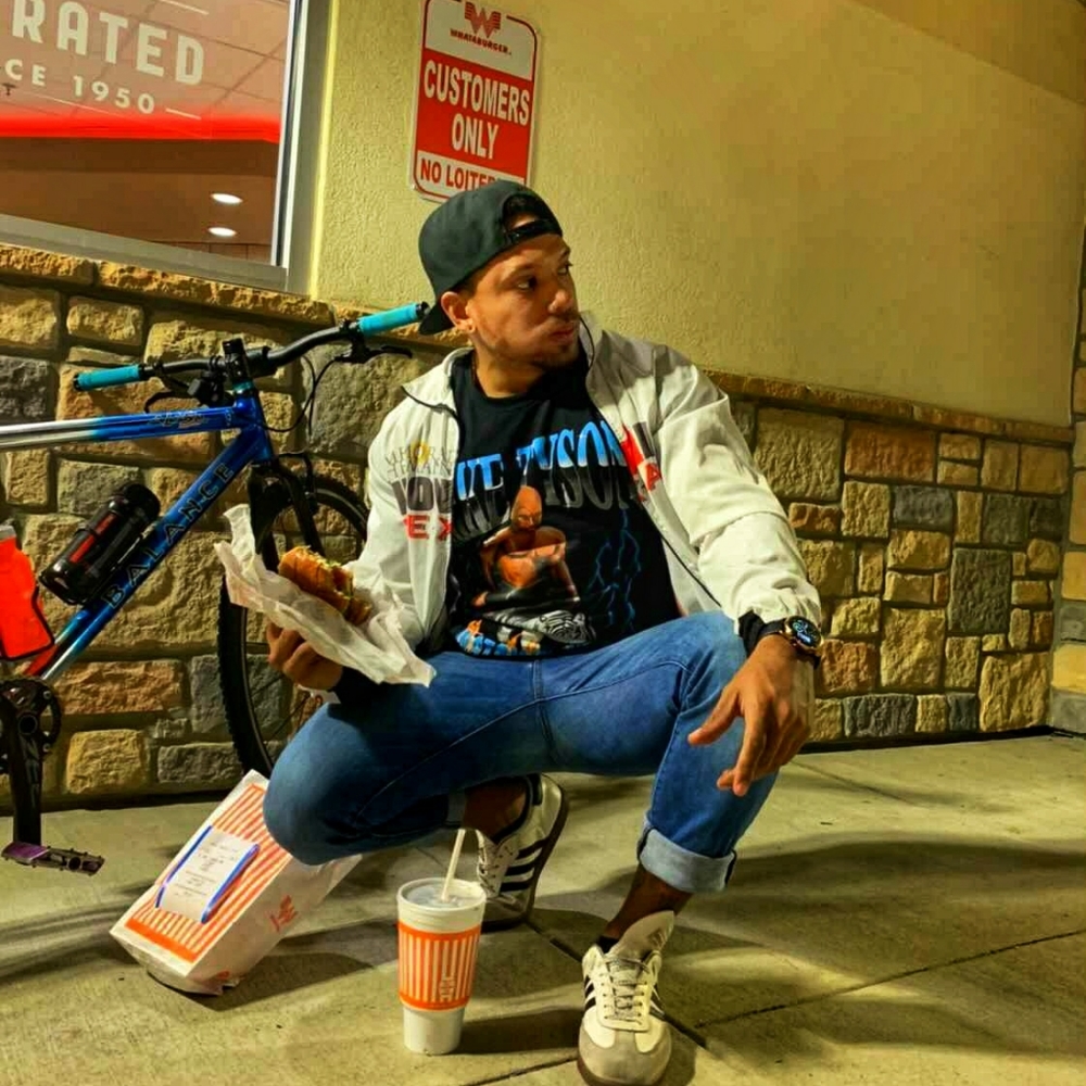 Meet your Posher, Jonathan